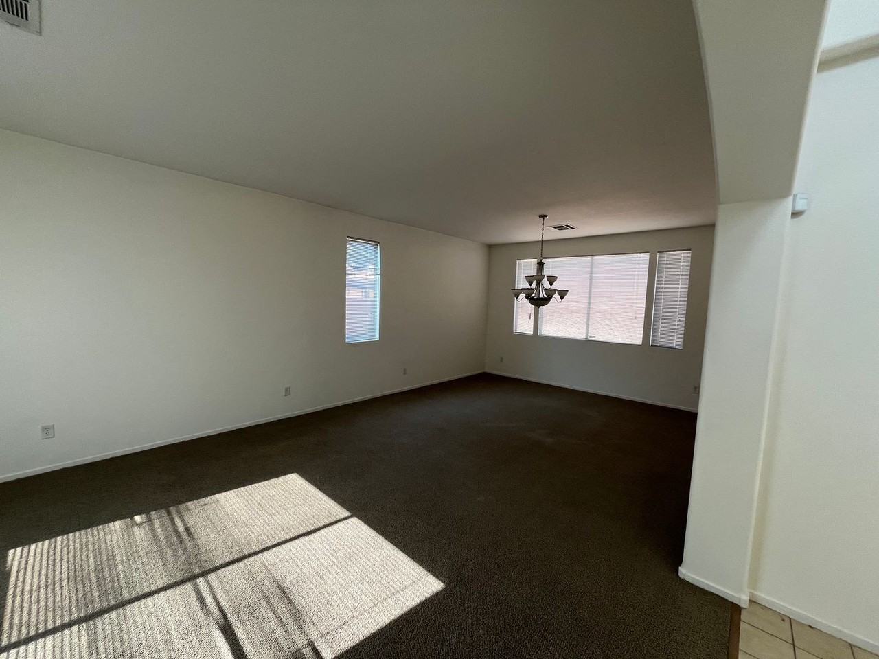 5519 Amy Lynn St - Photo 4 of 24