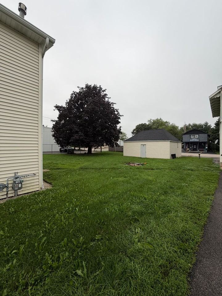 11236 258th Ct - Photo 3 of 16