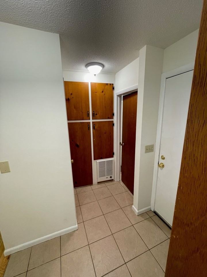 20 A St #5 - Photo 3 of 26