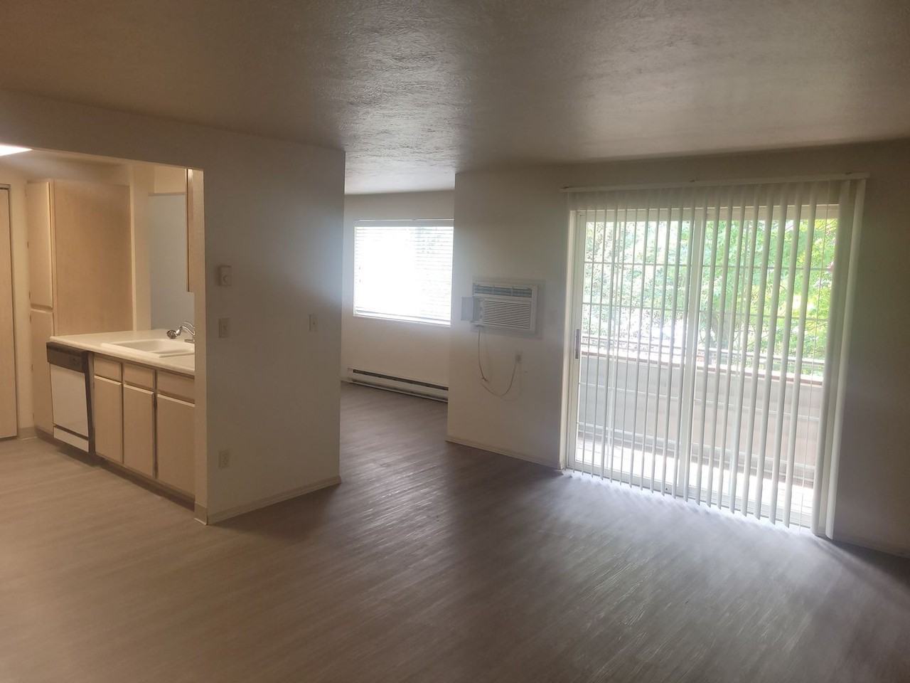Pine Bluff Apartments - Photo 4 of 14