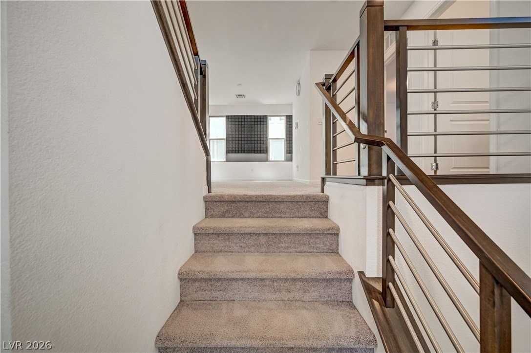 7760 Misty Oaks Ave - Photo 7 of 50