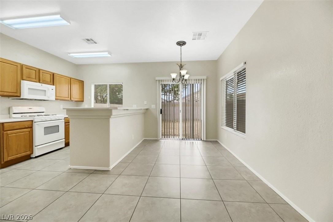1624 Clint Canyon Dr - Photo 4 of 16