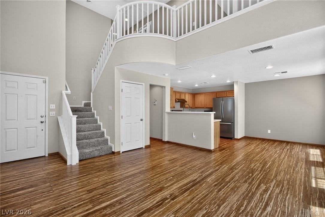 10566 Corte Sierra St - Photo 2 of 15
