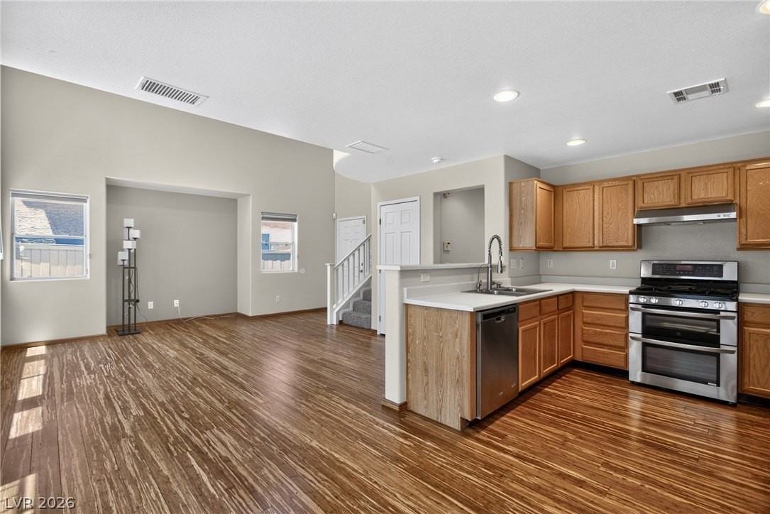10566 Corte Sierra St - Photo 4 of 15
