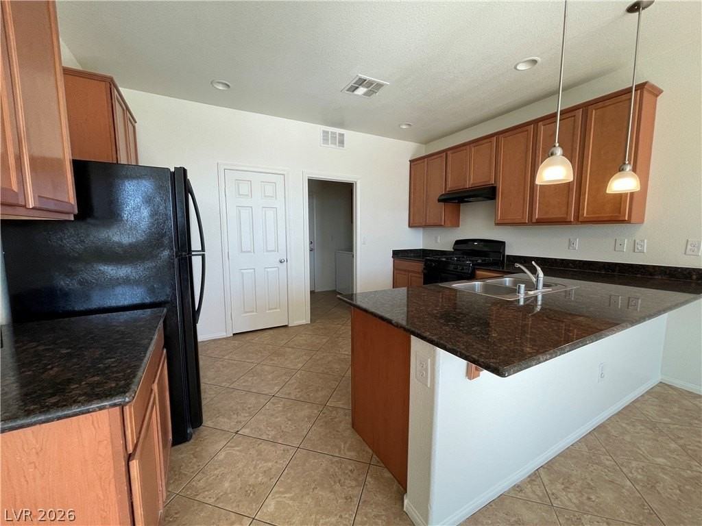 10662 Summerbell St - Photo 5 of 18