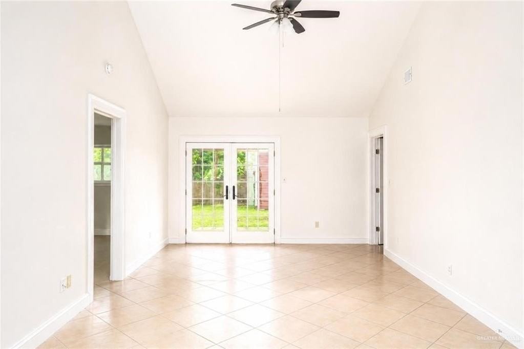 2302 Brock St - Photo 2 of 15