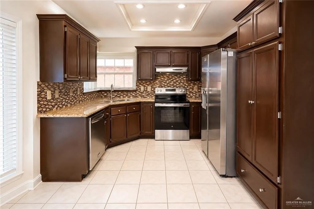 2302 Brock St - Photo 5 of 15