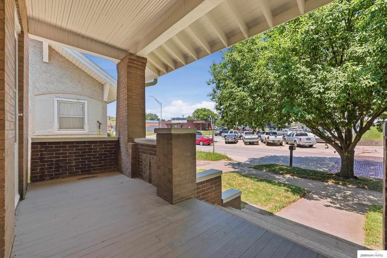 535 Avenue A - Photo 6 of 45