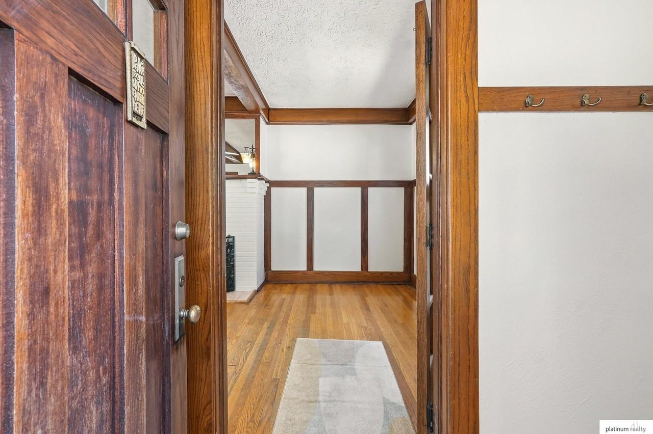 535 Avenue A - Photo 7 of 45
