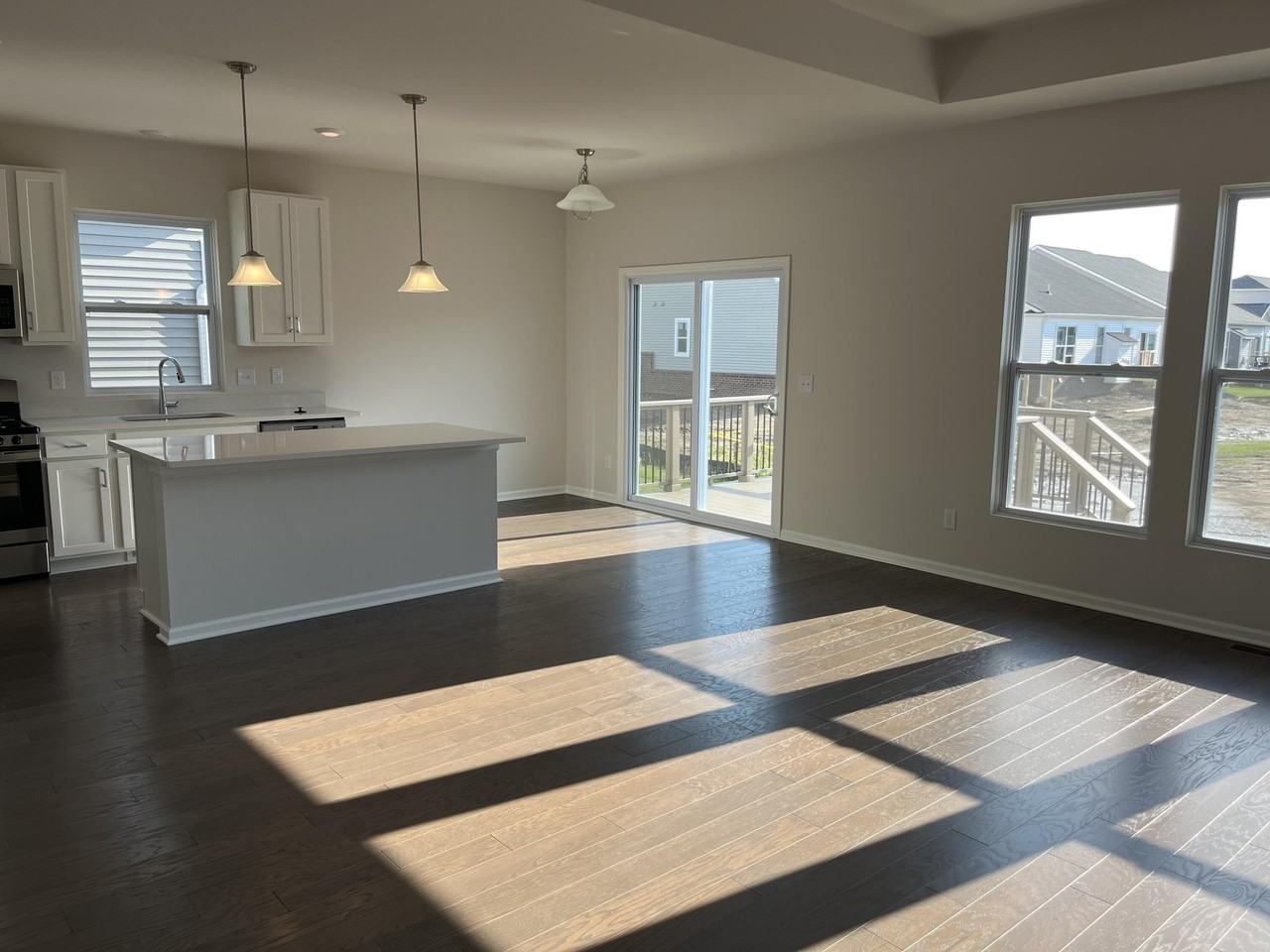 3494 Park Creek Ln - Photo 3 of 11