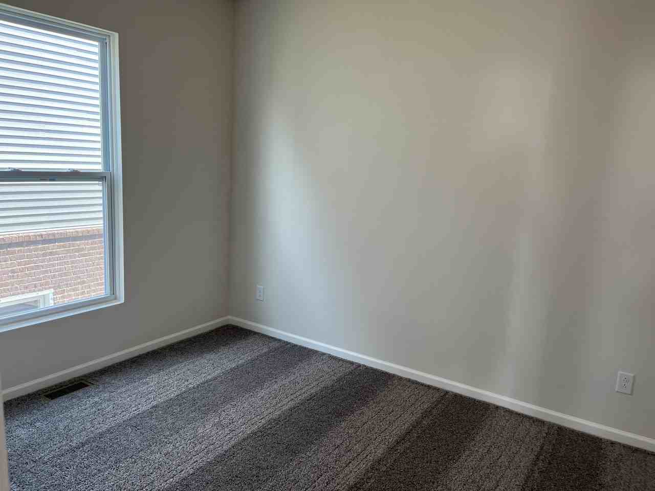 3494 Park Creek Ln - Photo 6 of 11
