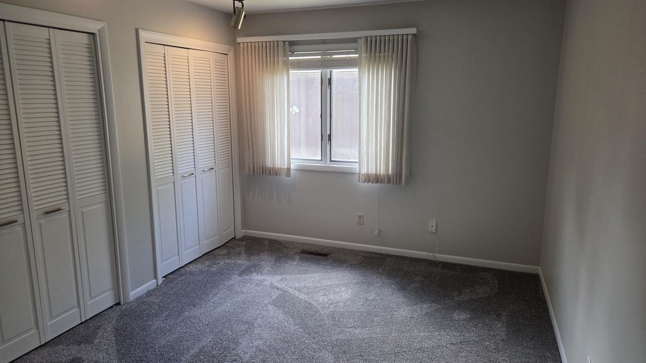 6590 Misty Ln - Photo 5 of 17