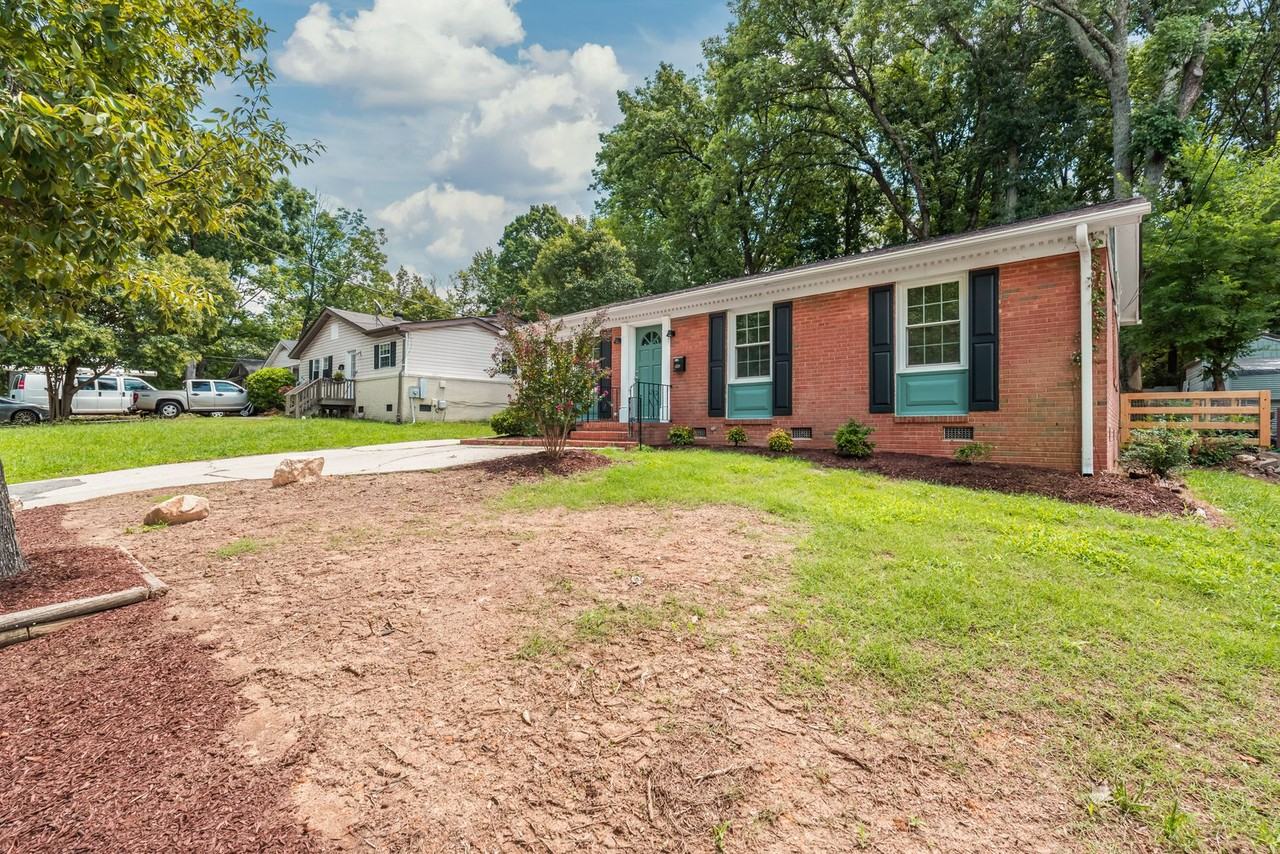 5054 Curtiswood Dr - Photo 2 of 28