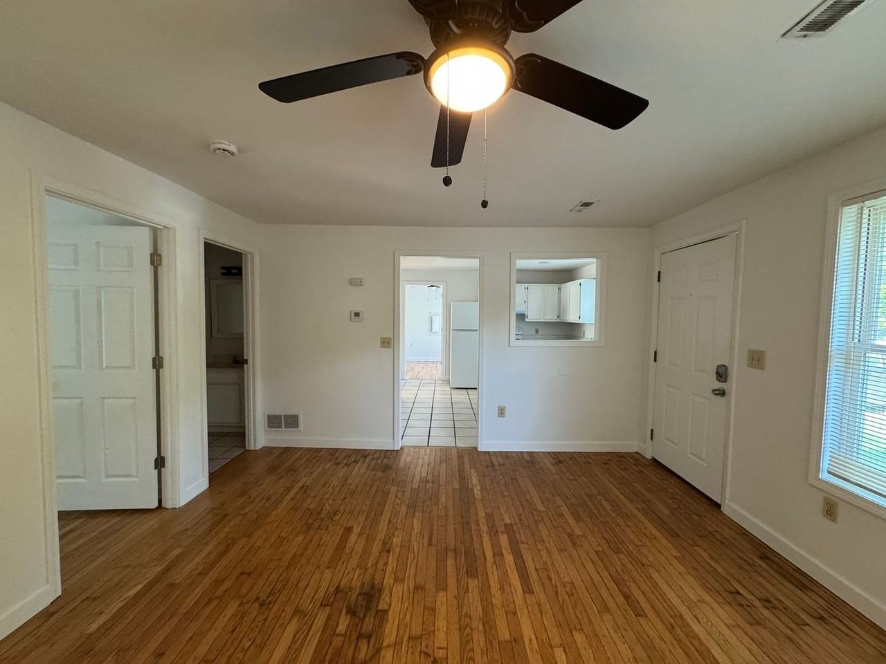 507 Banks Ave - Photo 4 of 30