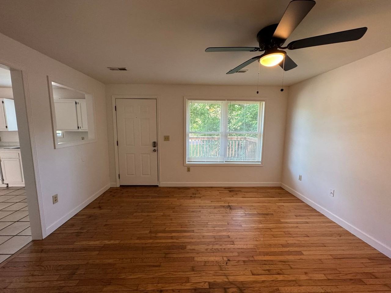 507 Banks Ave - Photo 5 of 30