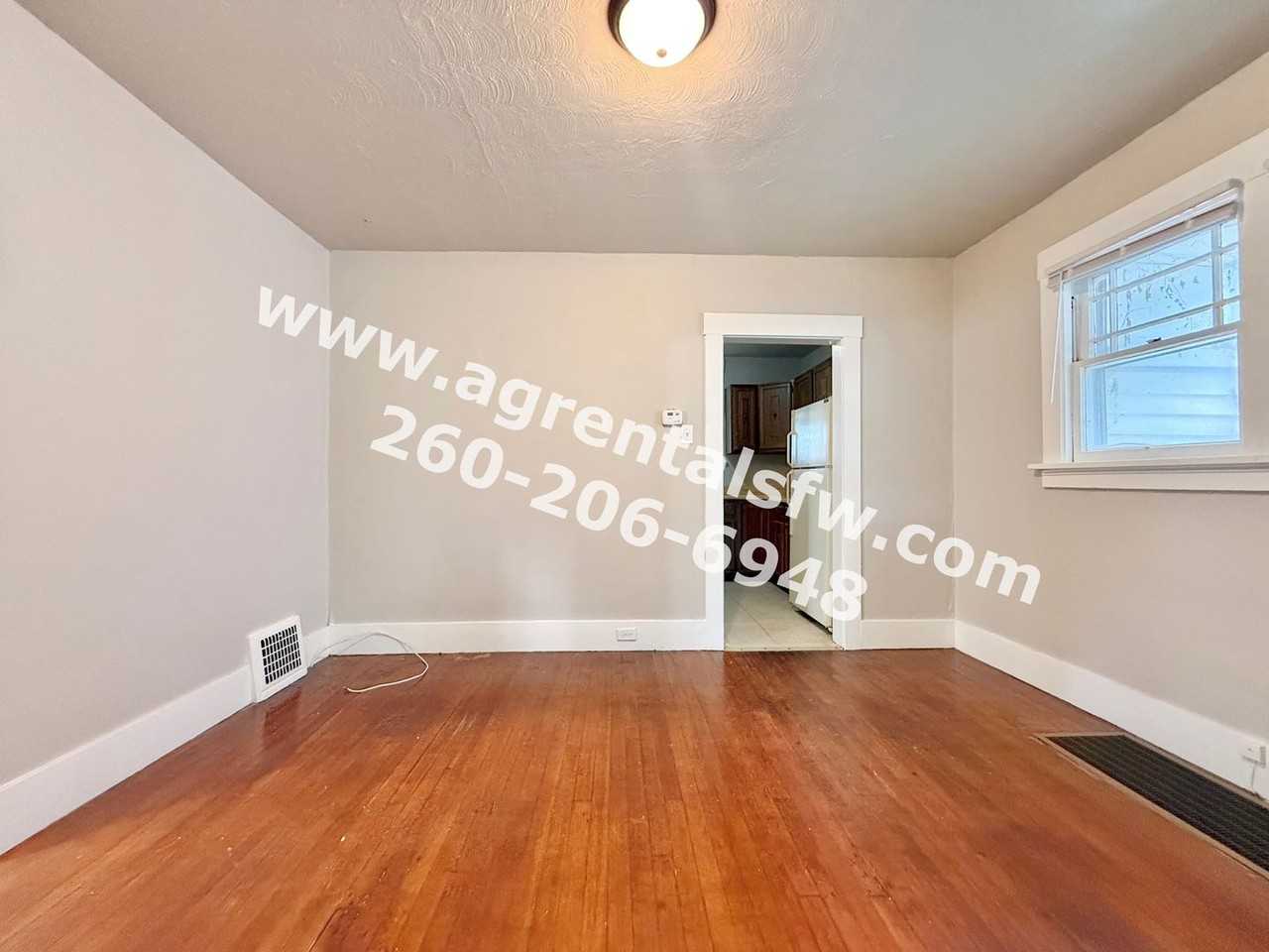 2006 Drexel Ave - Photo 4 of 13