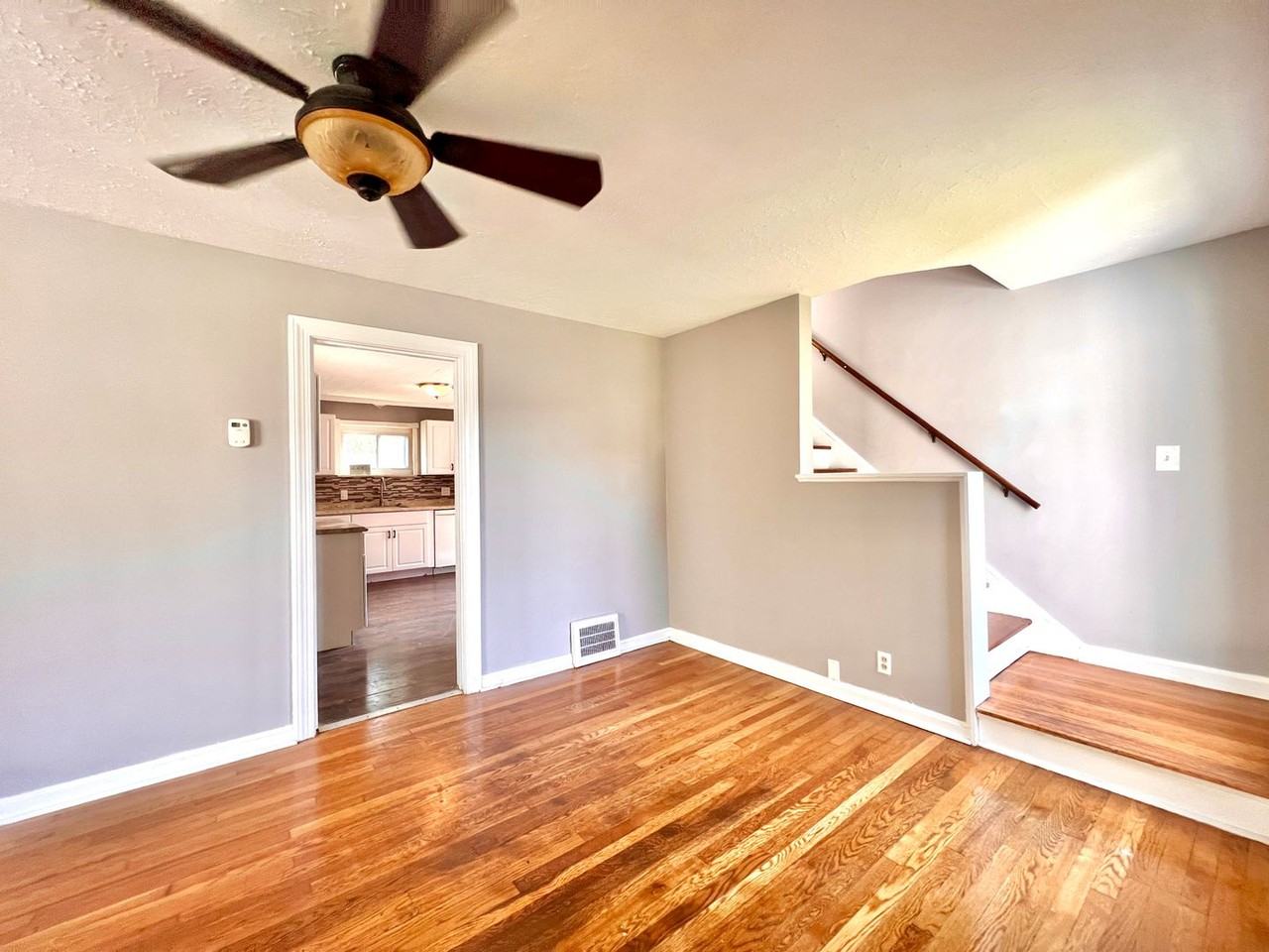21400 Goller Ave - Photo 5 of 18