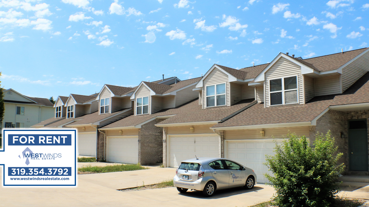 1039 Scott Park Dr - Photo 4 of 20