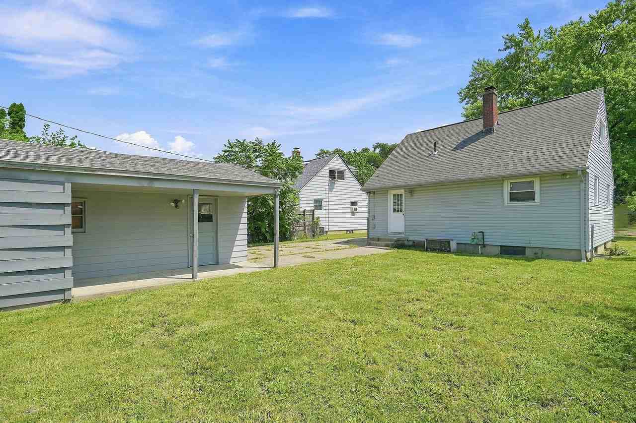 643 Westphal Ave - Photo 2 of 10