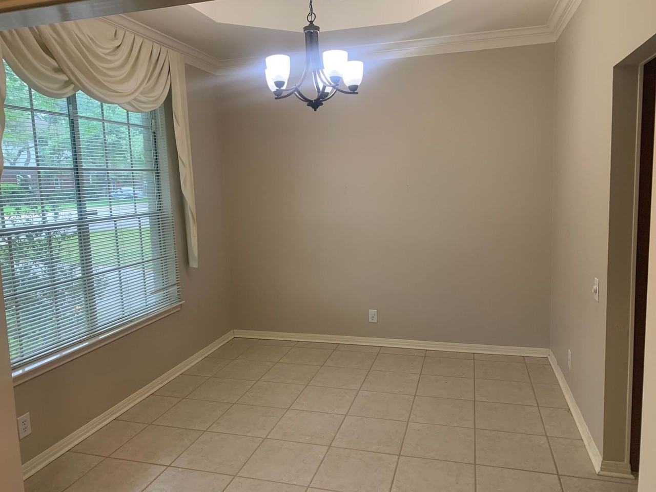 4410 Shavano Cross - Photo 3 of 23