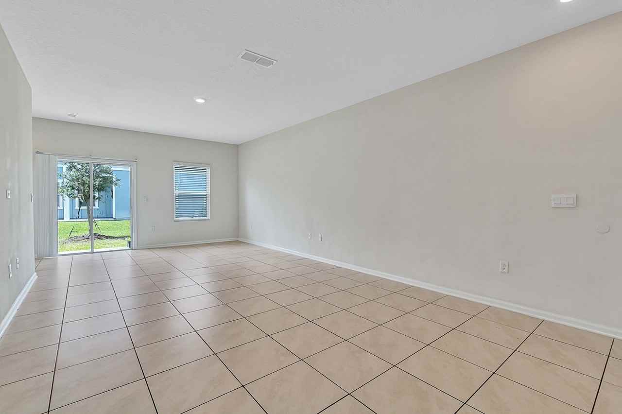 920 Observatory Pkwy - Photo 3 of 30