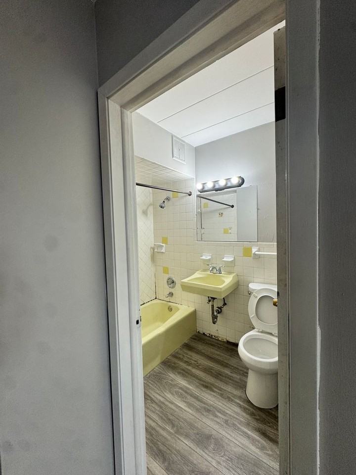 33rd Ave Apartments - Photo 7 of 15
