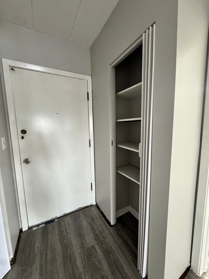 33rd Ave Apartments - Photo 6 of 15