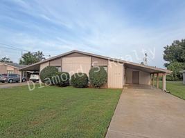 featured image of 2545 S South Pl