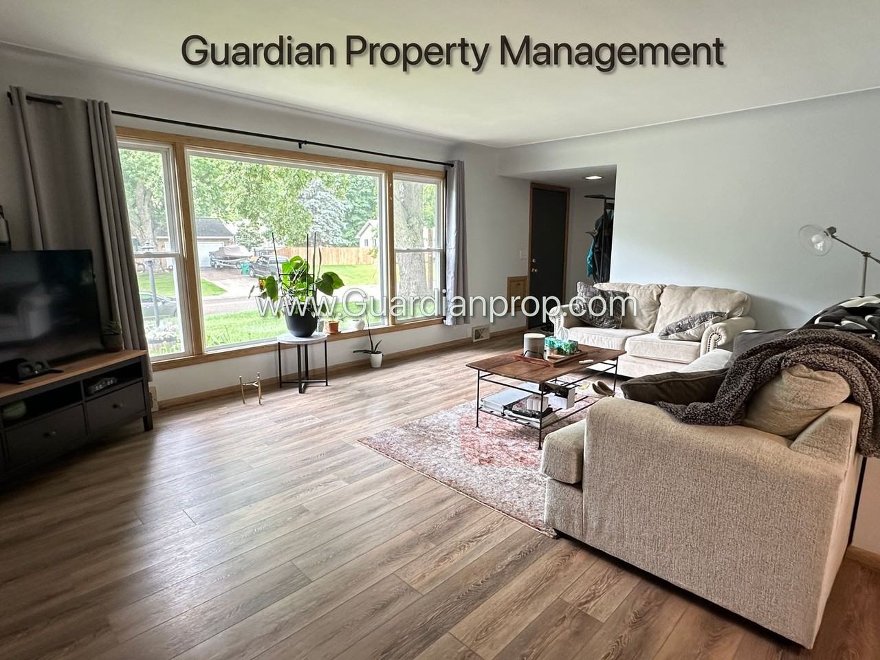 3050 Glenden Ter - Photo 5 of 29