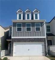 featured image of 220 Turner Ln
