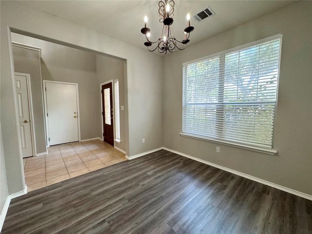 2311 Portwood Bend Cv - Photo 4 of 41