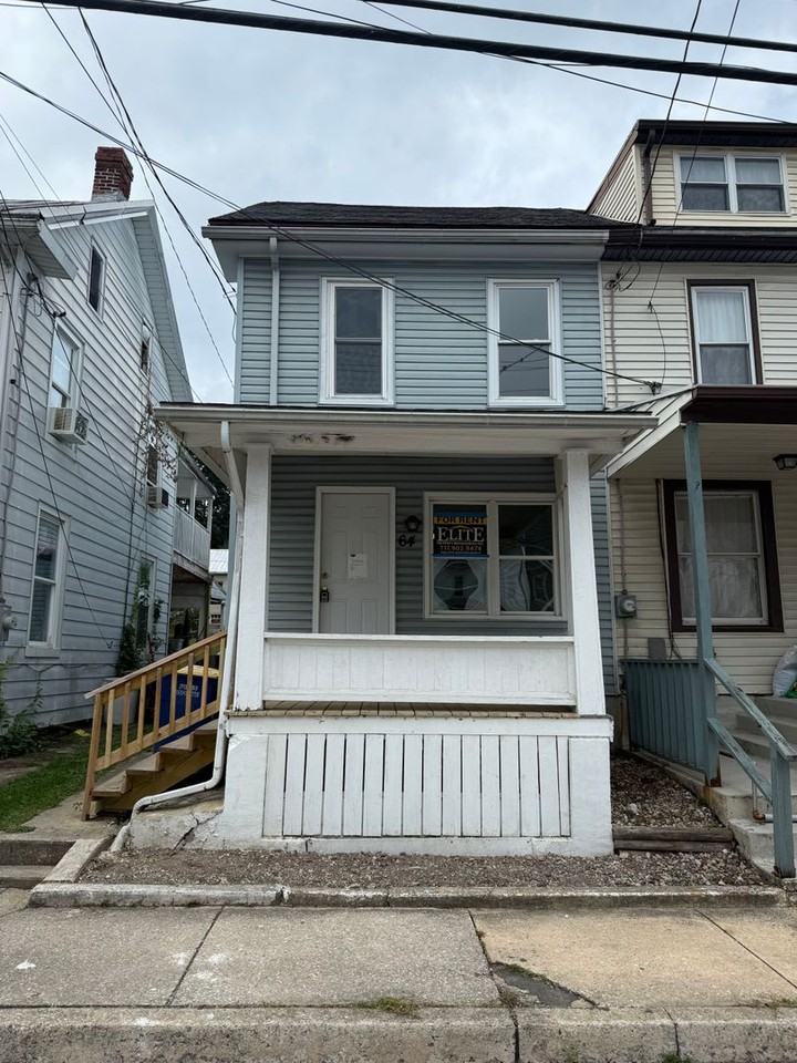 64 S Front St - Photo 2 of 32