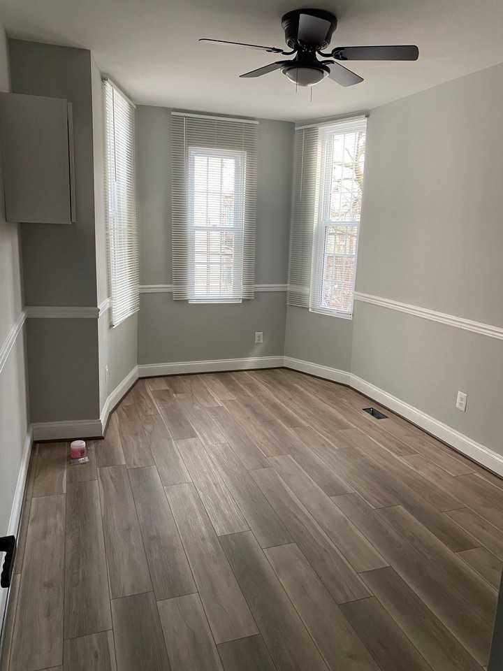 1233 North Luzerne Avenue - Photo 7 of 10