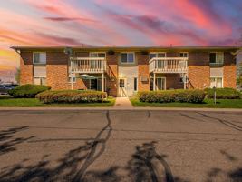 featured image of 125 E Van Riper Rd