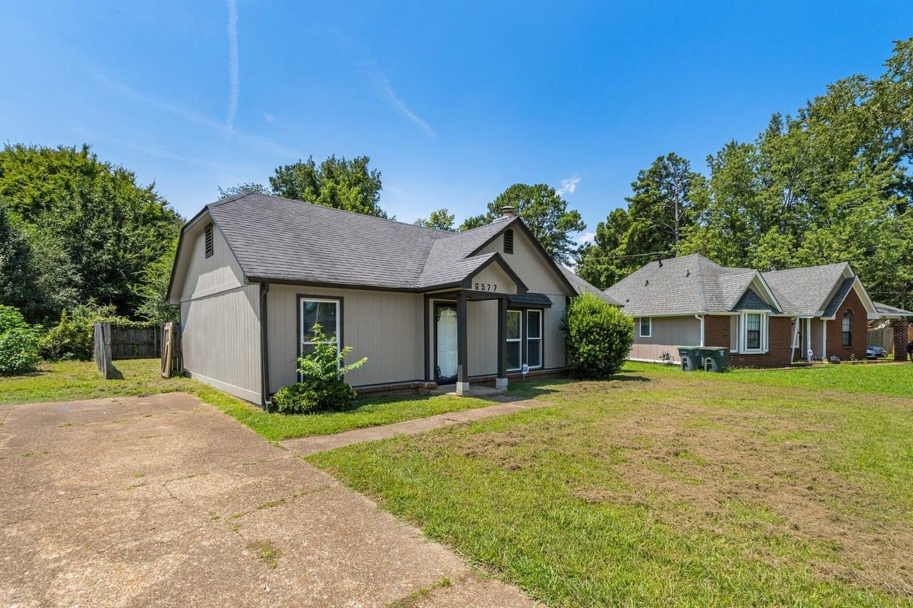 6577 Chauncey - Photo 3 of 18