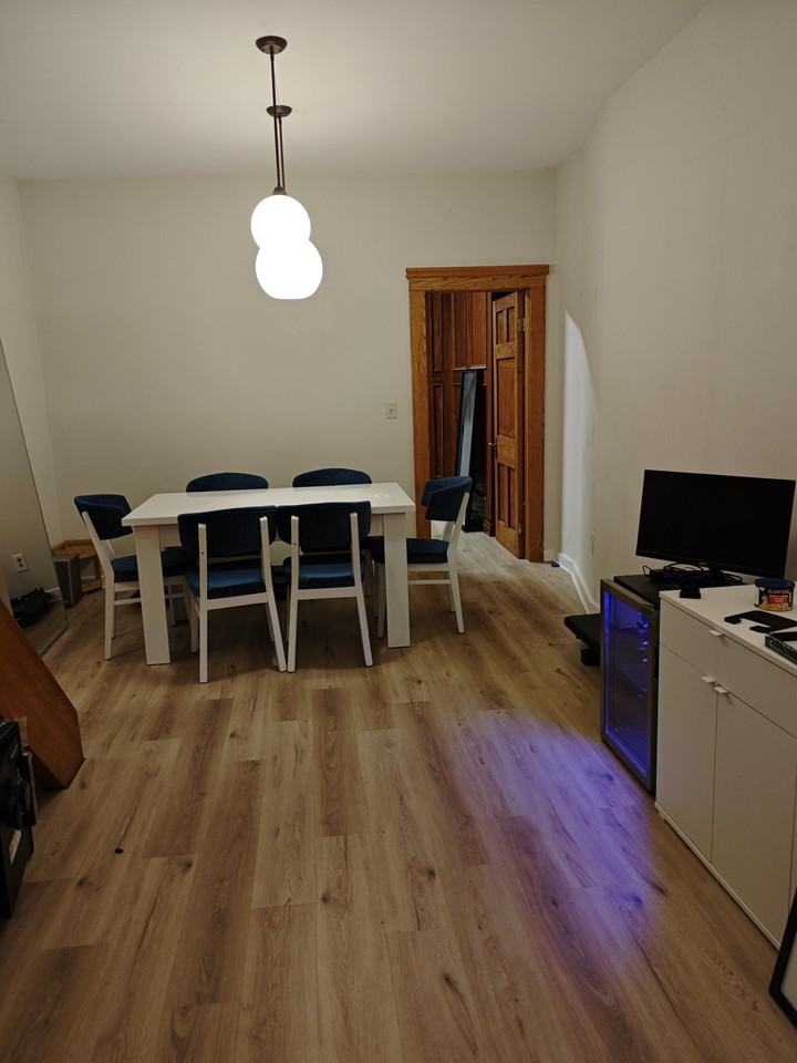 307 Saint George Street - Photo 3 of 11