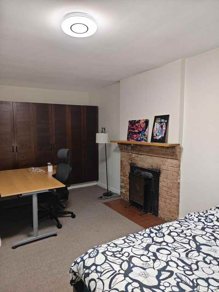 307 Saint George Street - Photo 5 of 11