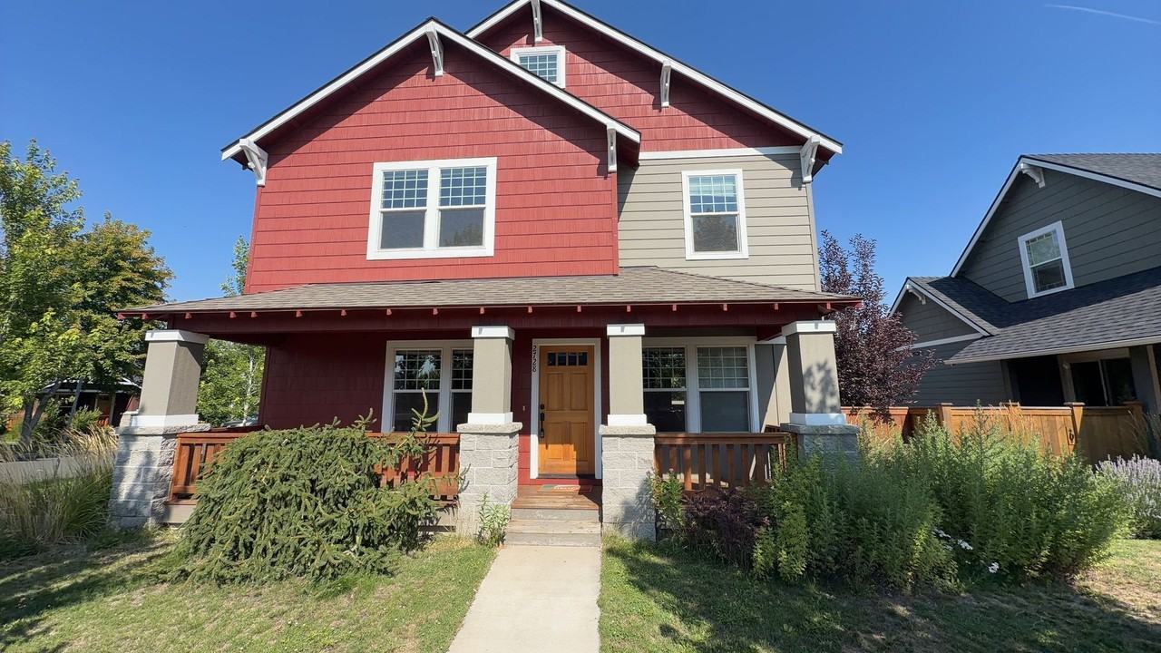 2728 Ne Black Oak Pl - Photo 2 of 22