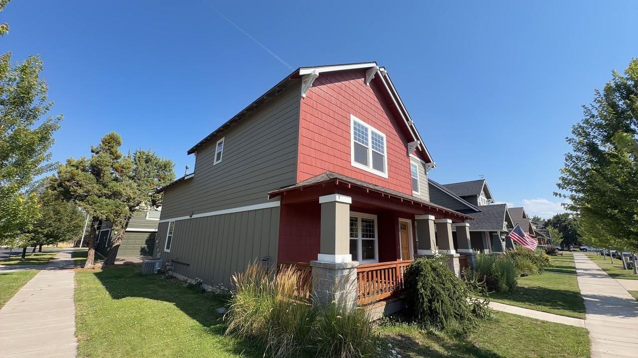 2728 Ne Black Oak Pl - Photo 3 of 22