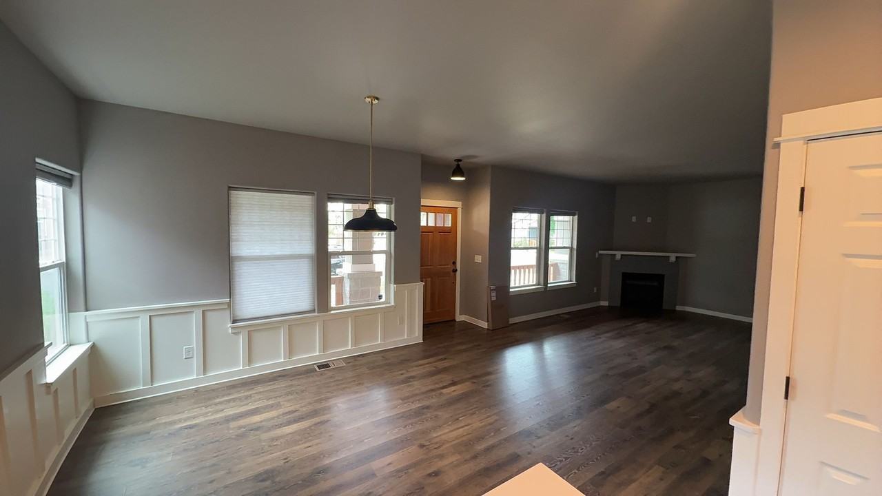 2728 Ne Black Oak Pl - Photo 5 of 22