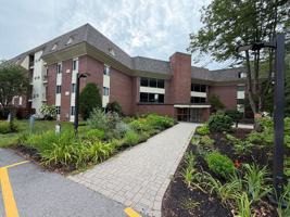 featured image of 757 Main St