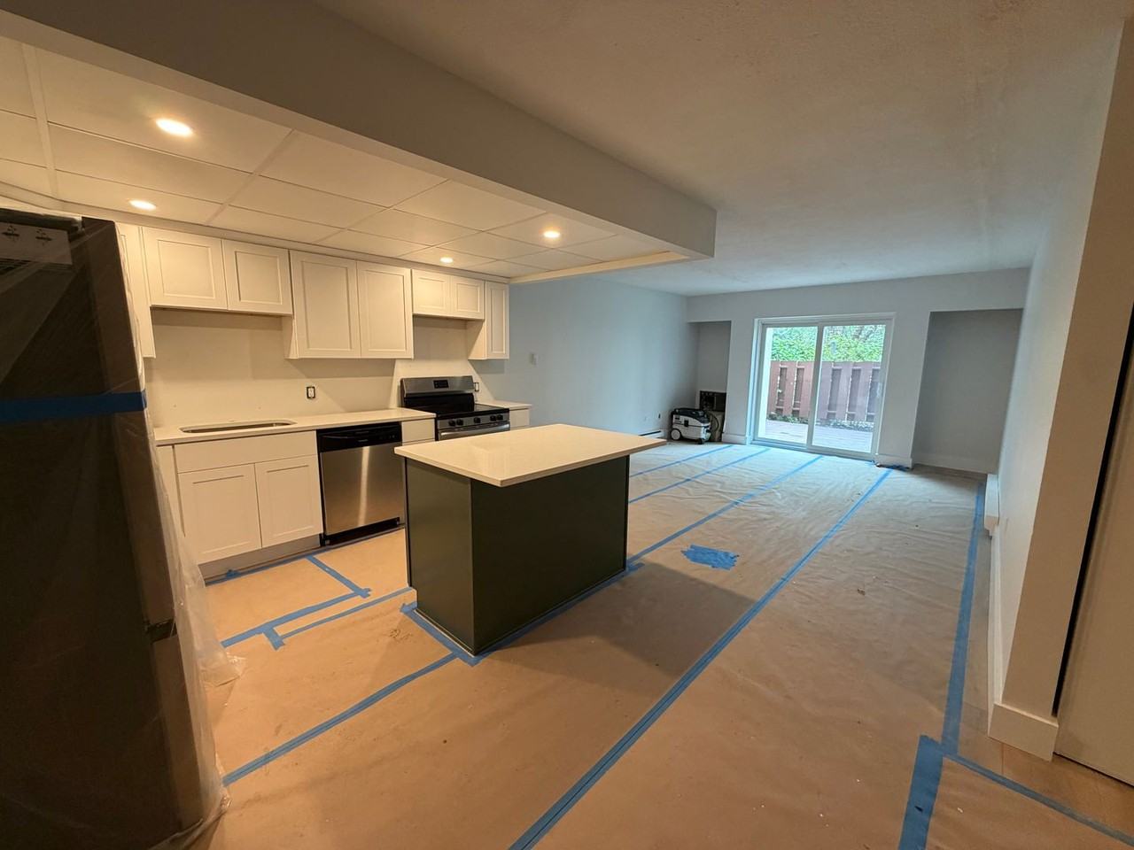 757 Main St - Photo 3 of 17