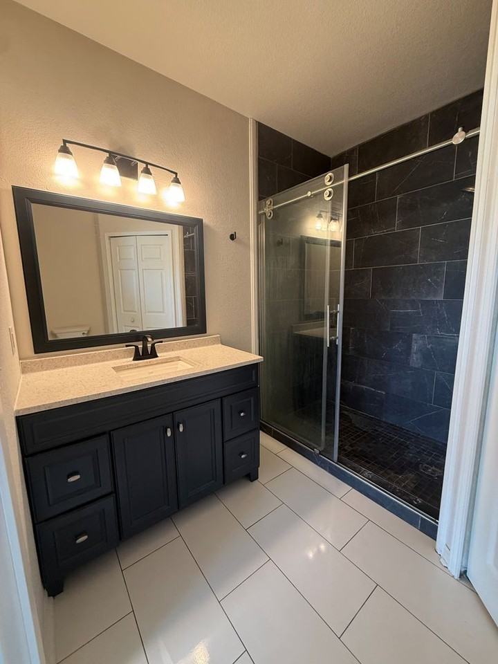 E Longleaf Dr - Photo 2 of 14