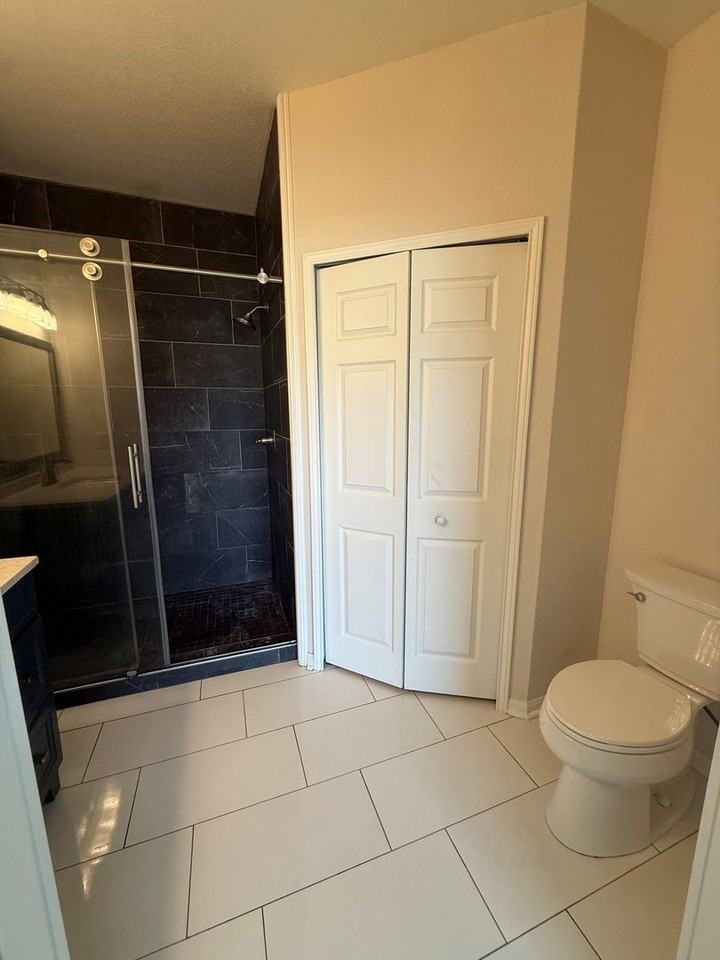 E Longleaf Dr - Photo 3 of 14