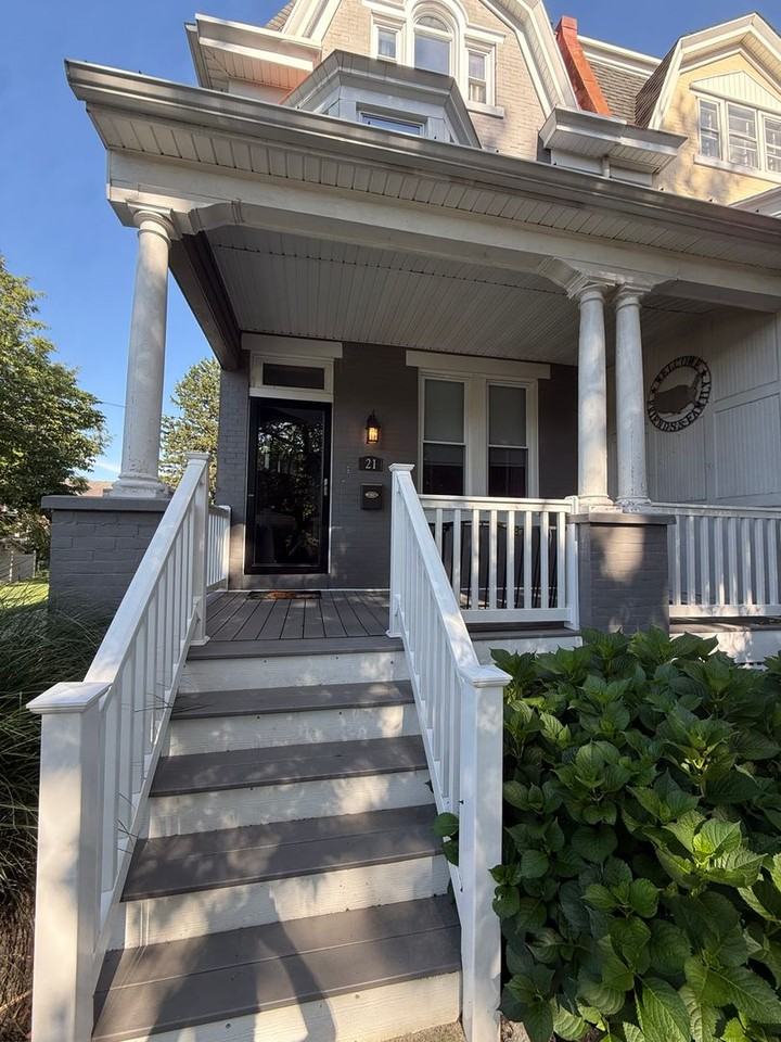 21 N Kershaw St - Photo 2 of 46