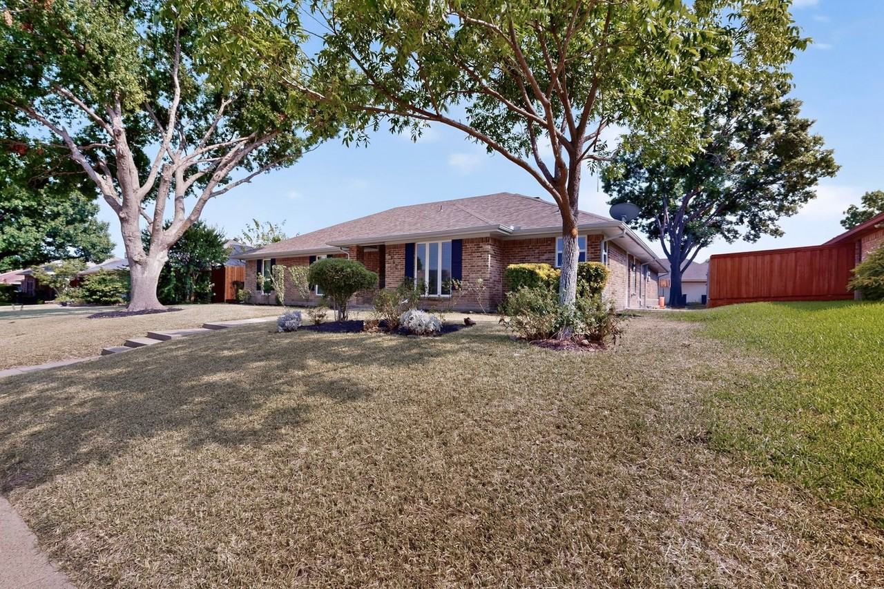 2200 Winona Dr - Photo 4 of 46