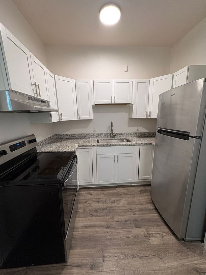 2461 Rivermont Ave #B - Photo 6 of 14