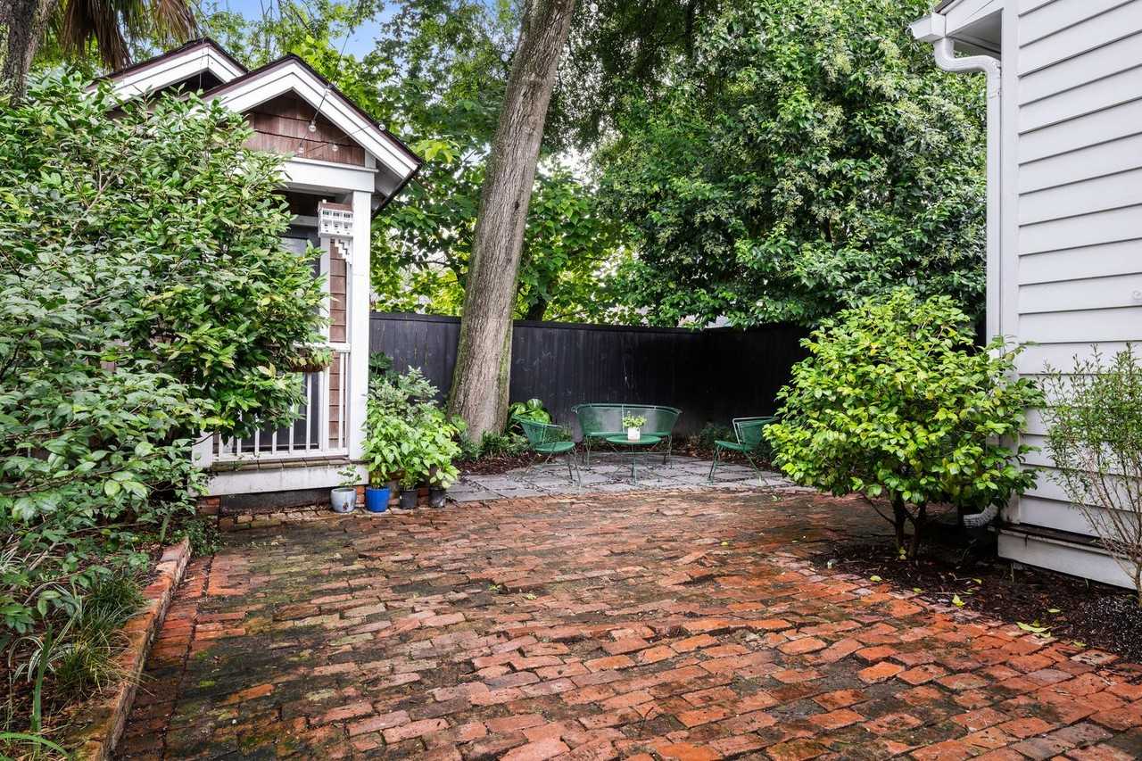 559 Rutledge Ave - Photo 4 of 31