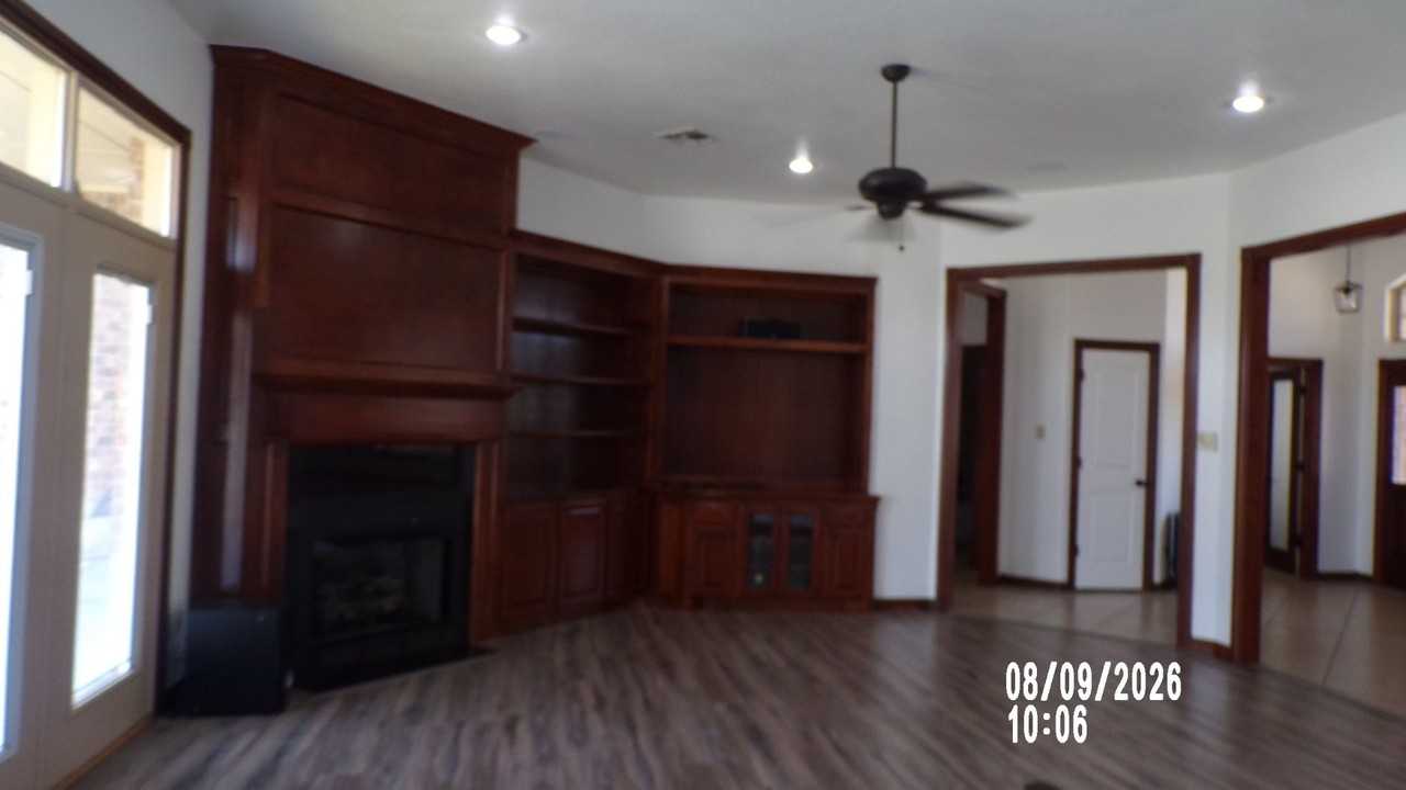 114 Sandy Trail Cir - Photo 3 of 50