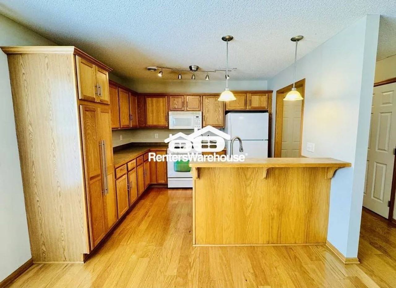 6205 32nd Ave N - Photo 3 of 17